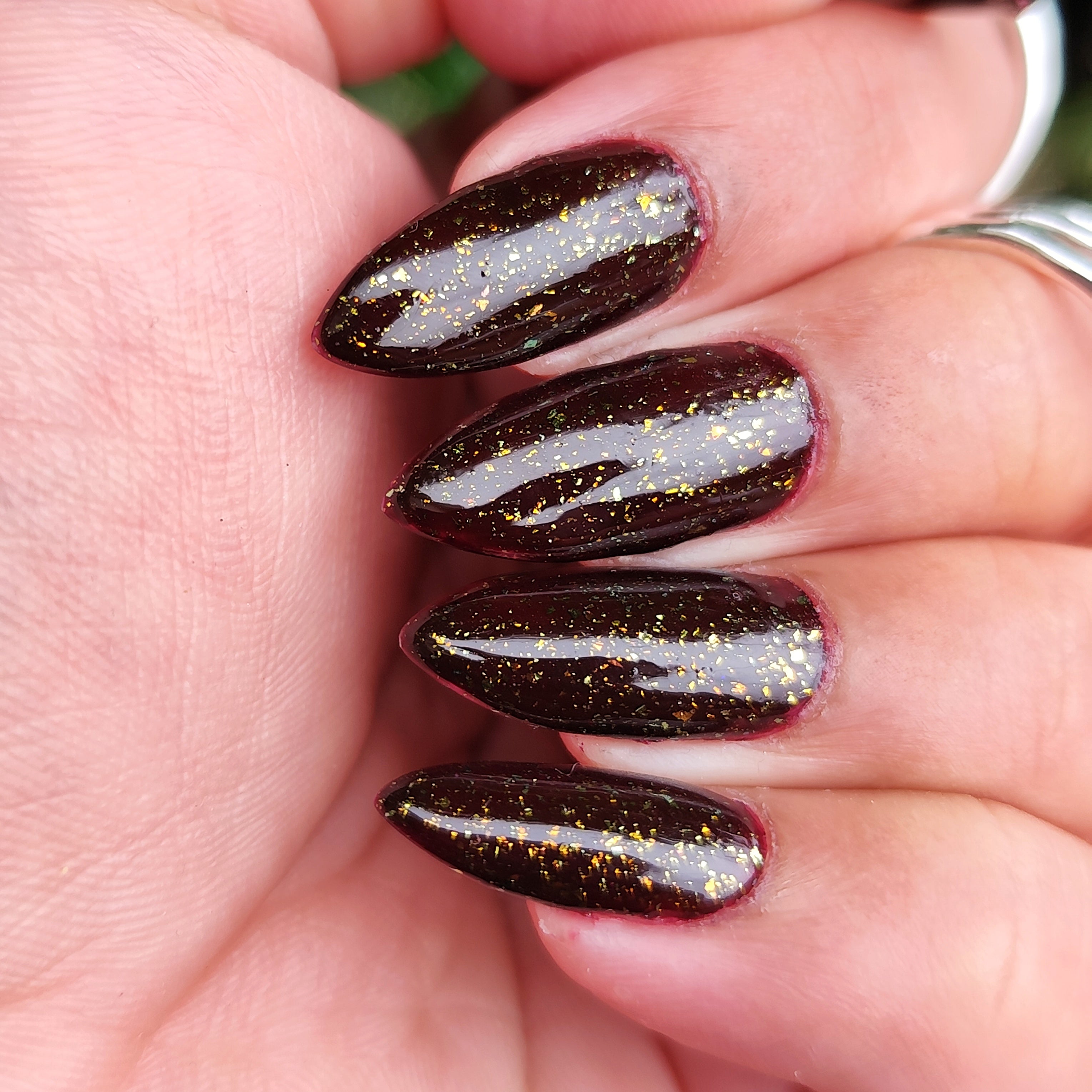 Shifting Leaves (Topper)