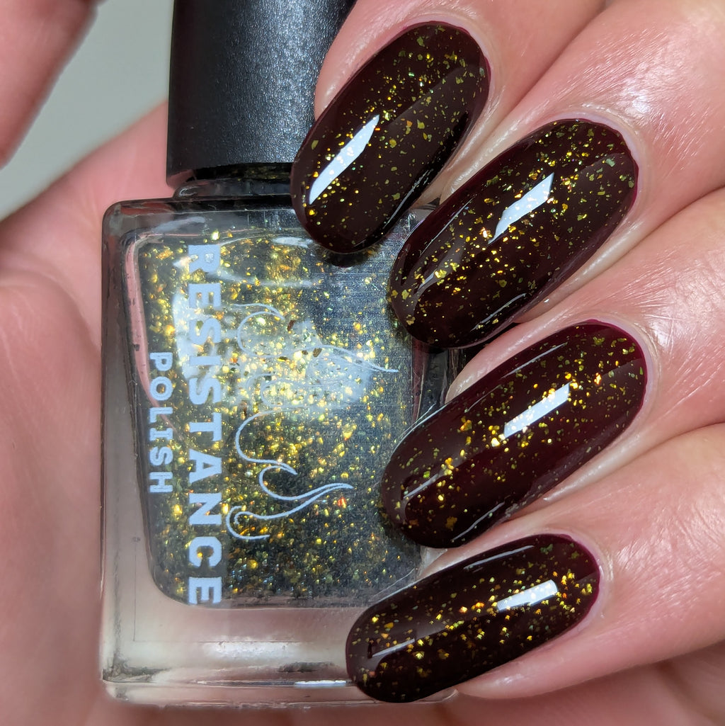 Shifting Leaves (Topper)