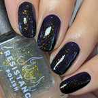 Shifting Leaves (Topper)